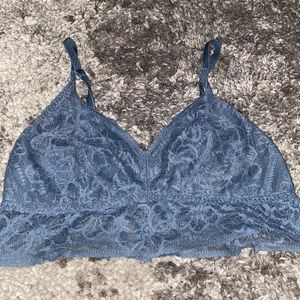 VS PINK LACE BRALETTE